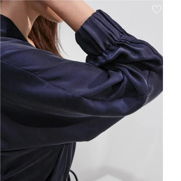 Lunya Washable Silk Robe - Picture 4 of 8